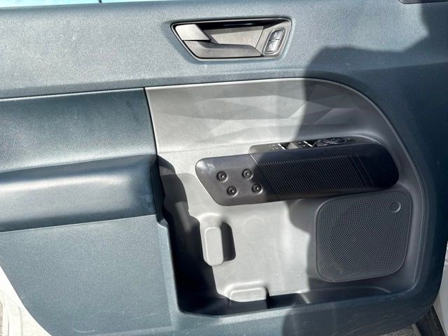 Used 2023 Avalanche Gray Ford Lariat image 10