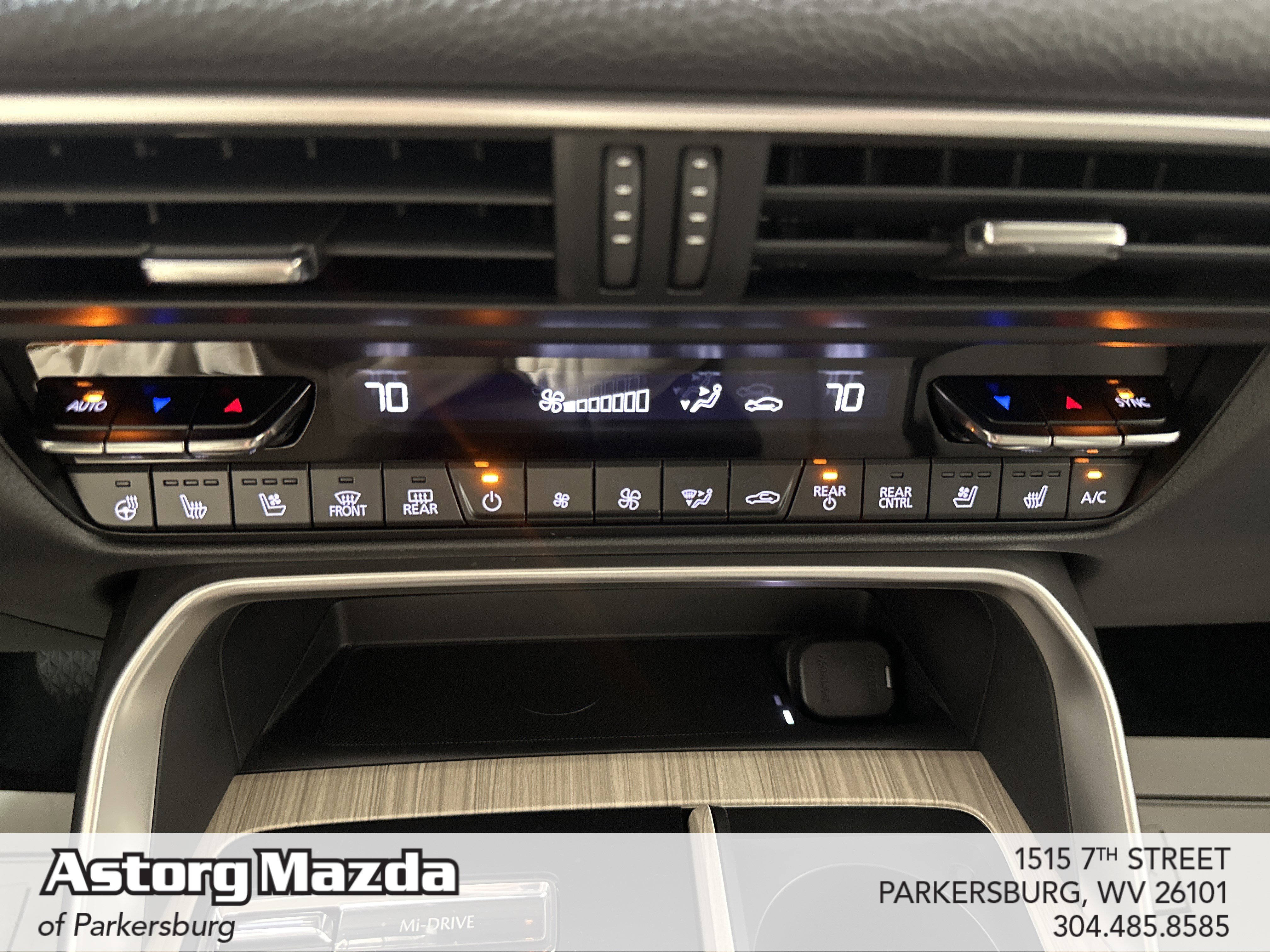 2026 Mazda CX-90 Preferred Package - Photo 18