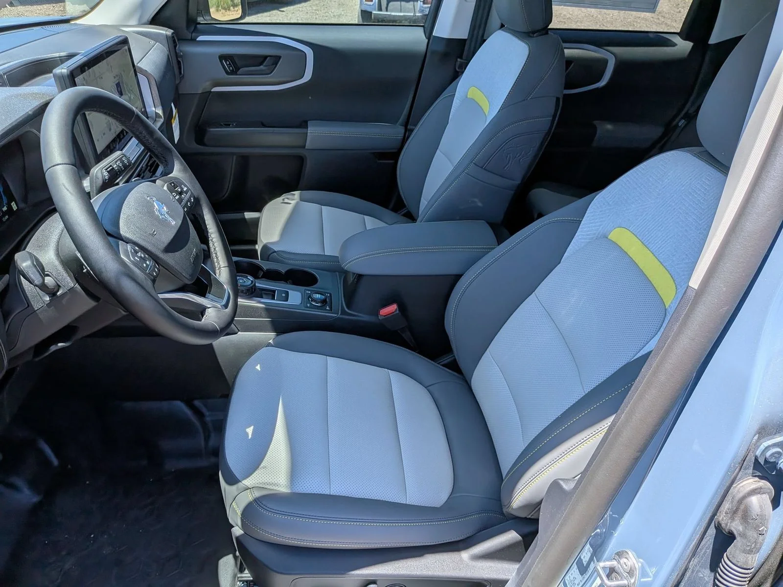 New 2026 Azure Gray Metallic Tri-Coat Ford Badlands® image 11
