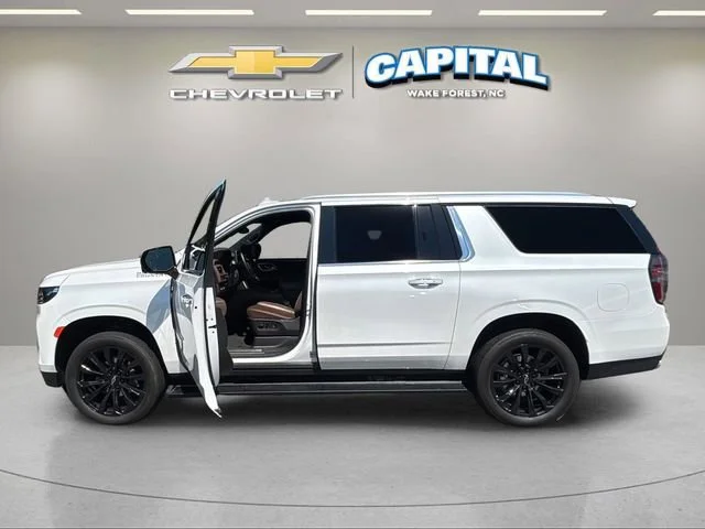 Used 2024 Iridescent Pearl Tricoat Chevrolet High Country image 9
