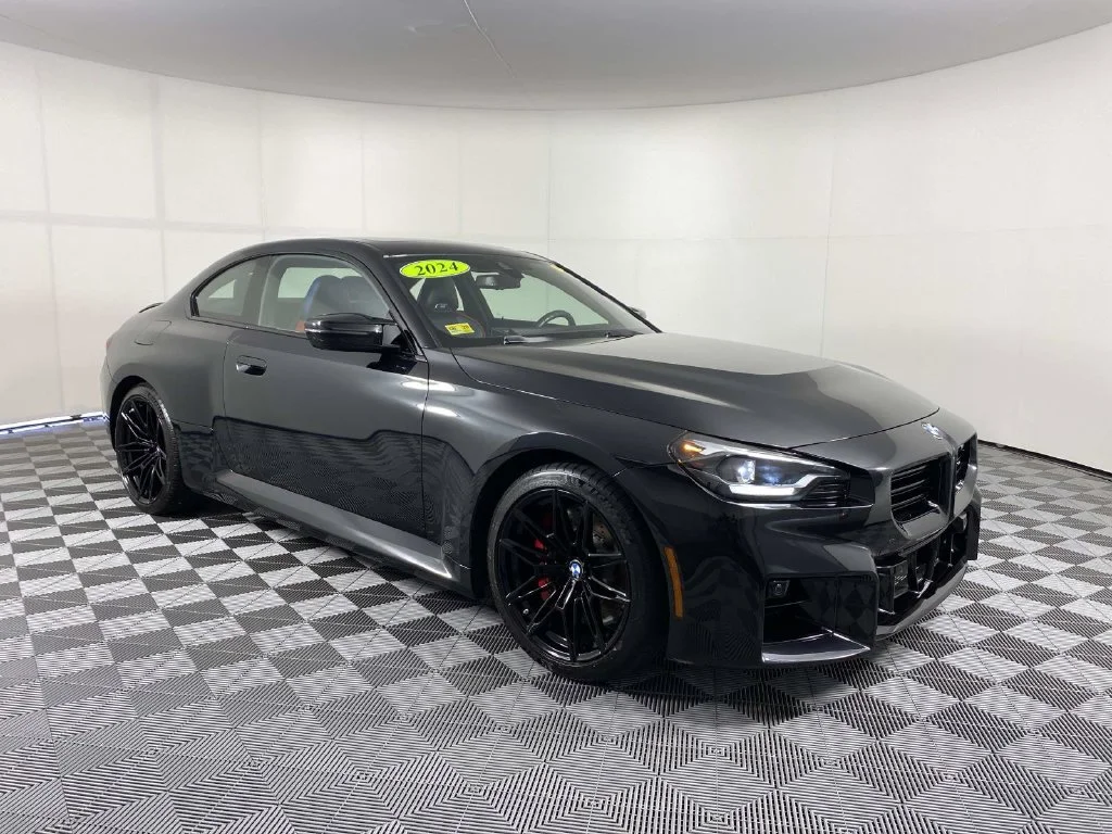 Used 2024 Black Sapphire Metallic BMW Base image 1