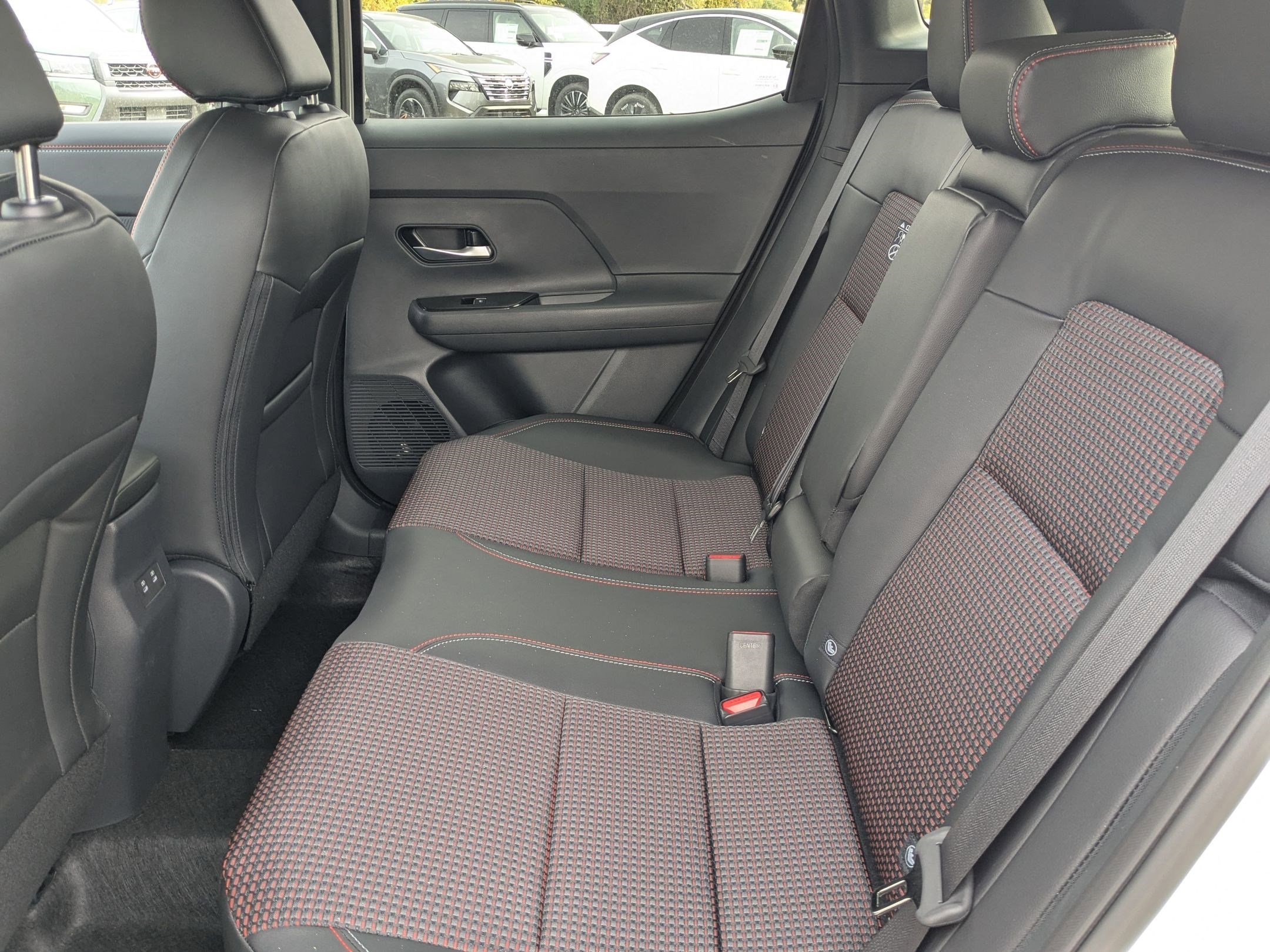 New 2026 Aspen White Tricoat Nissan SR image 16
