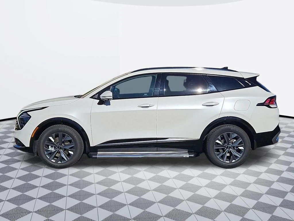 Used 2025 Snow White Pearl Kia SX-Prestige image 3