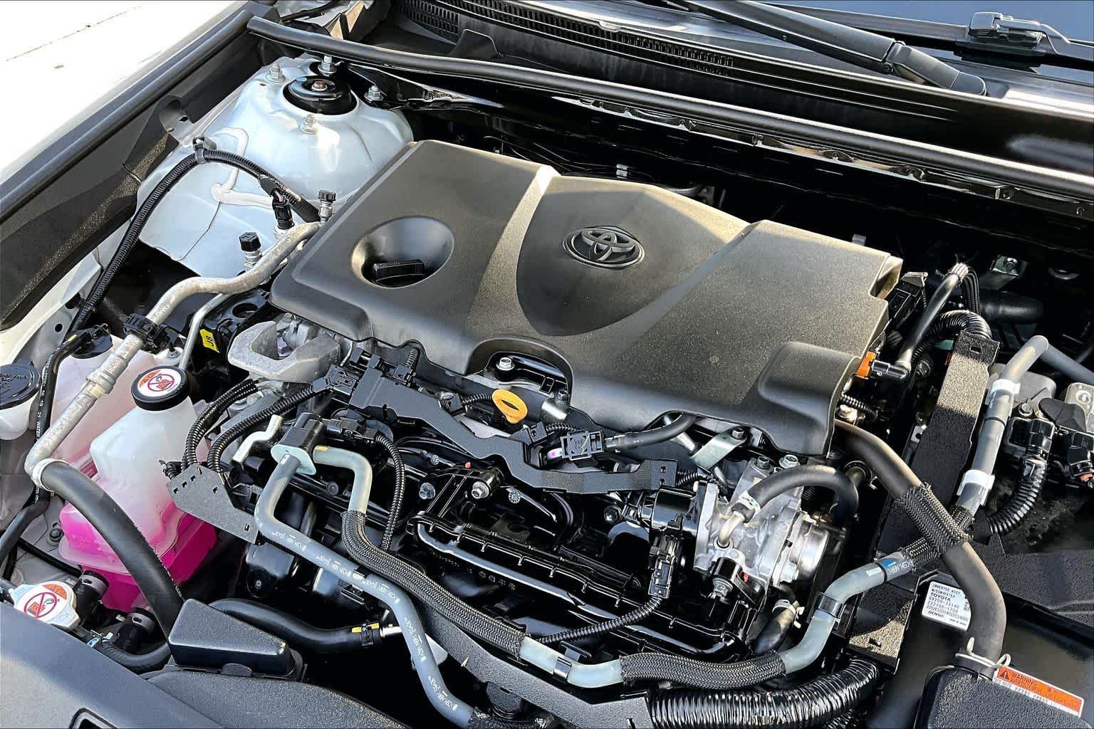 Used 2023 Wind Chill Pearl Toyota Hybrid XSE image 30