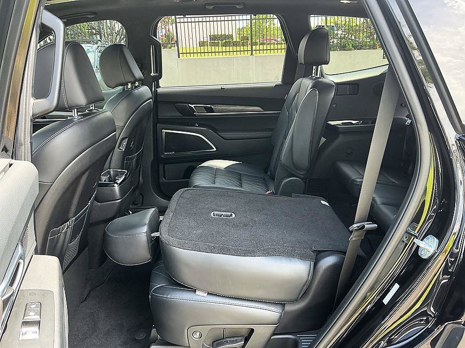 Used 2024 Ebony Black Kia SX Prestige X-Line image 23