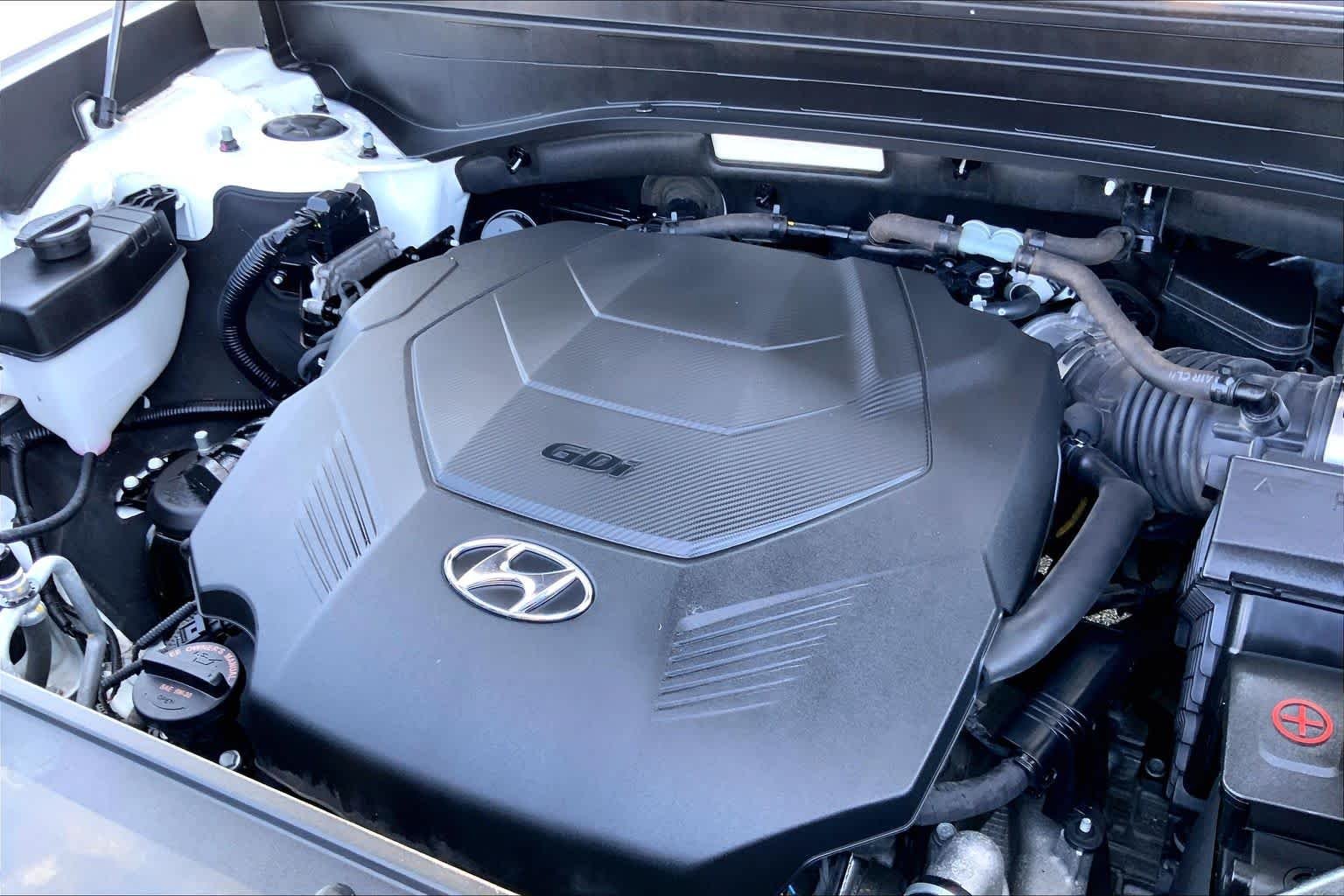 Used 2024 Hyper White Hyundai Calligraphy image 30