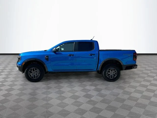 Used 2024 Blue Ford XLT image 8
