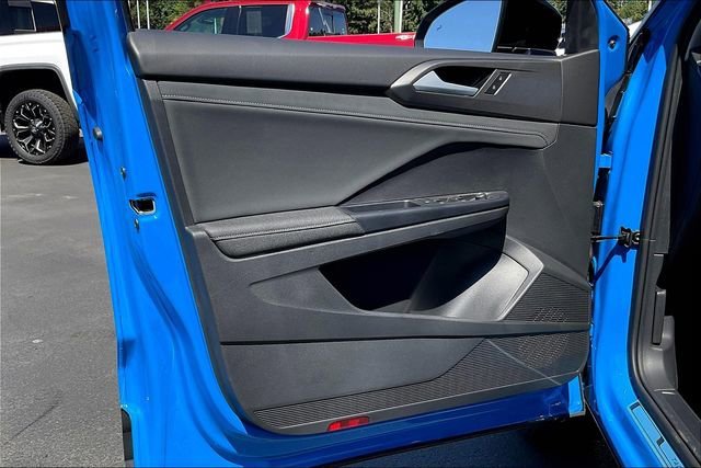 2025 Volkswagen Taos SE Black - Photo 23