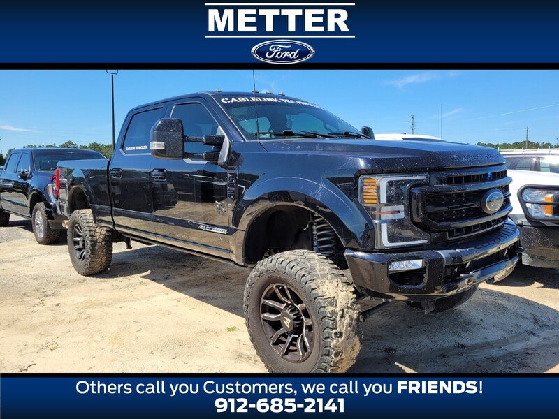 2022 Ford F-250 Super Duty Lariat Crew Cab 4WD