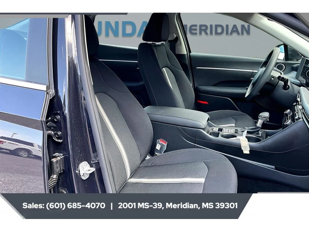 Used 2026 CARBON BLUE Hyundai SE image 6