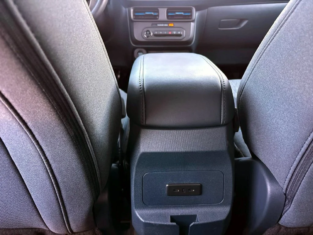 Used 2026 Shadow Black Ford XLT image 16