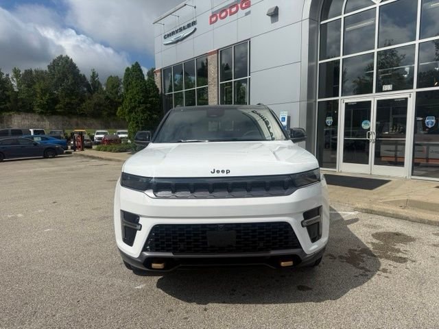 New 2026 Bright White Clear-Coat Exterior Paint Jeep  image 10
