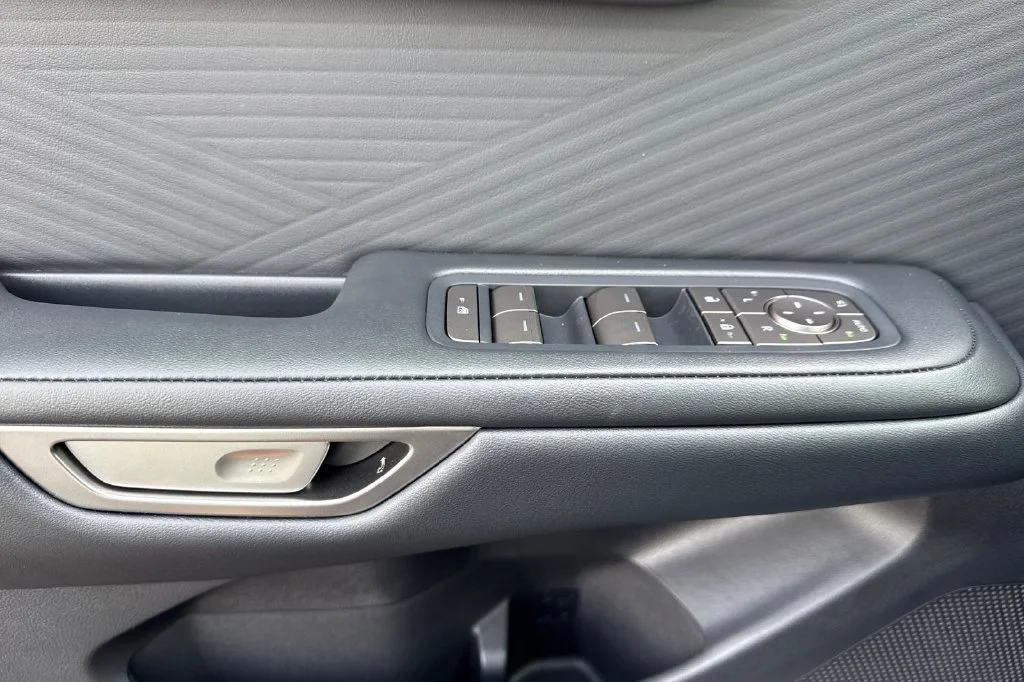 New 2026 Ultra White Lexus ES 350e PREMIUM image 11