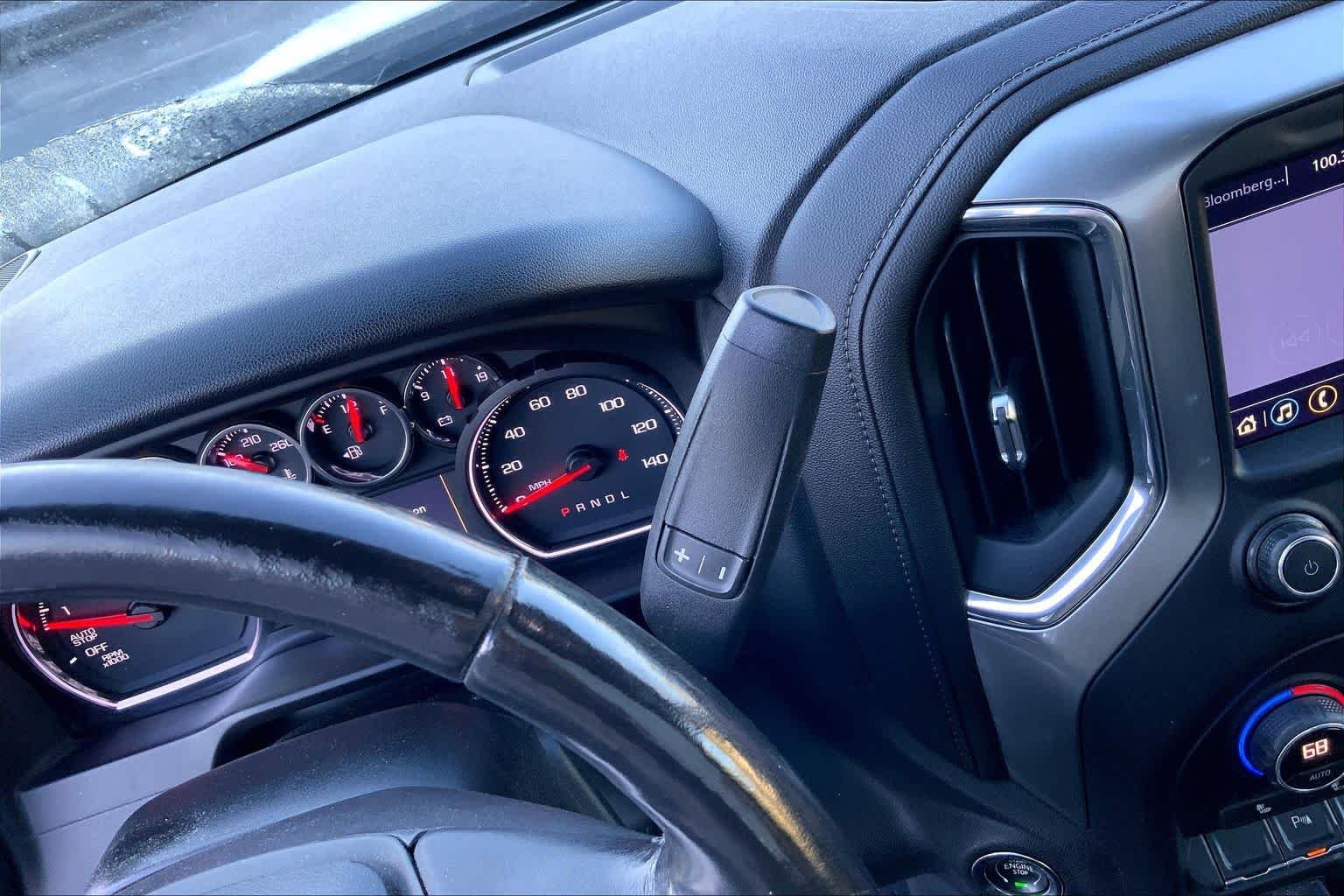 Used 2019 Summit White Chevrolet RST image 13