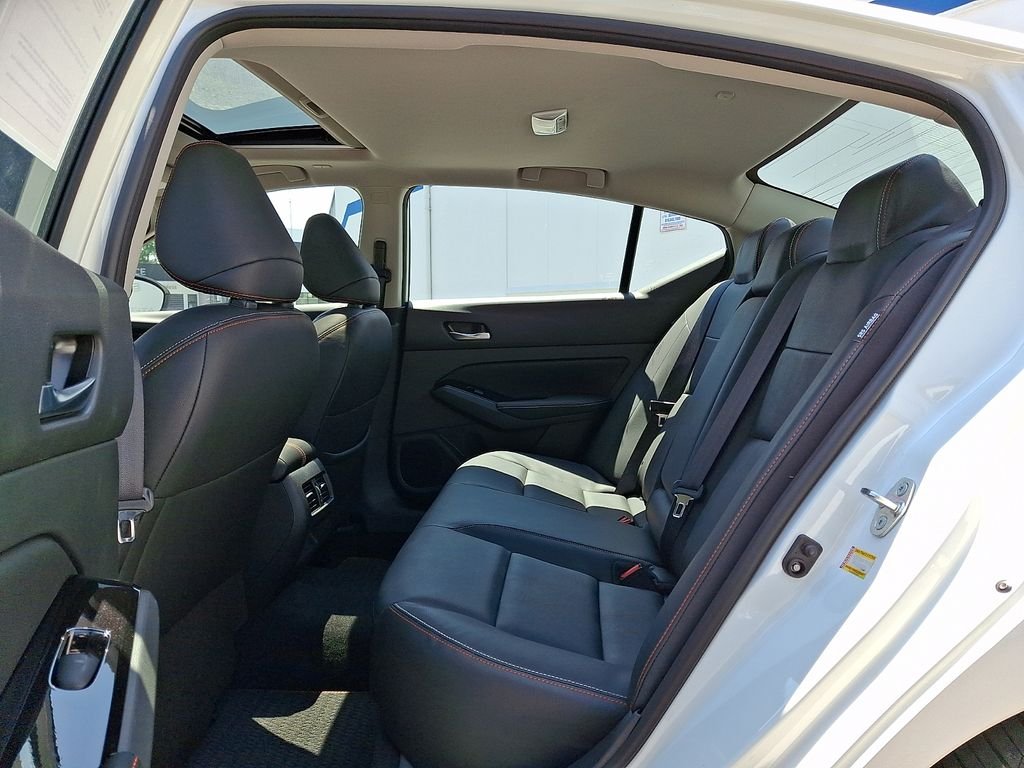 Used 2024 White Nissan 2.0 SR image 10