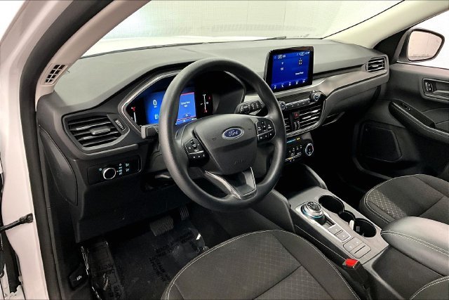 Used 2025 Oxford White Ford Active image 15