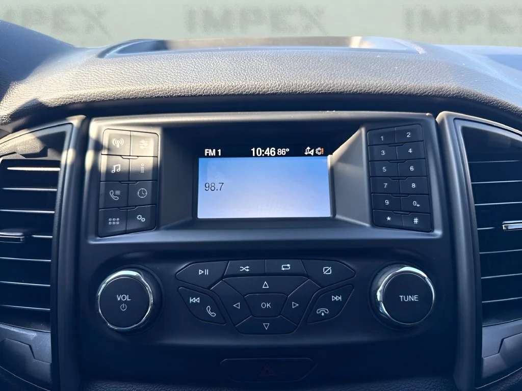 Used 2022 Green Ford XL image 17