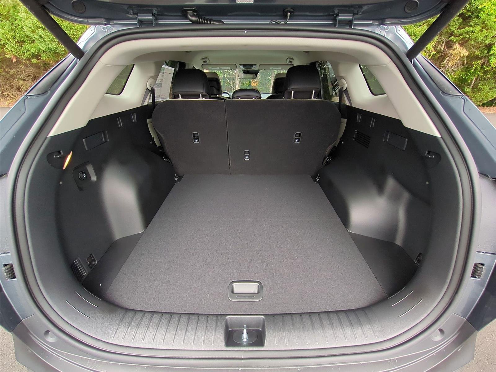 New 2026 Gravity Gray Kia EX image 34