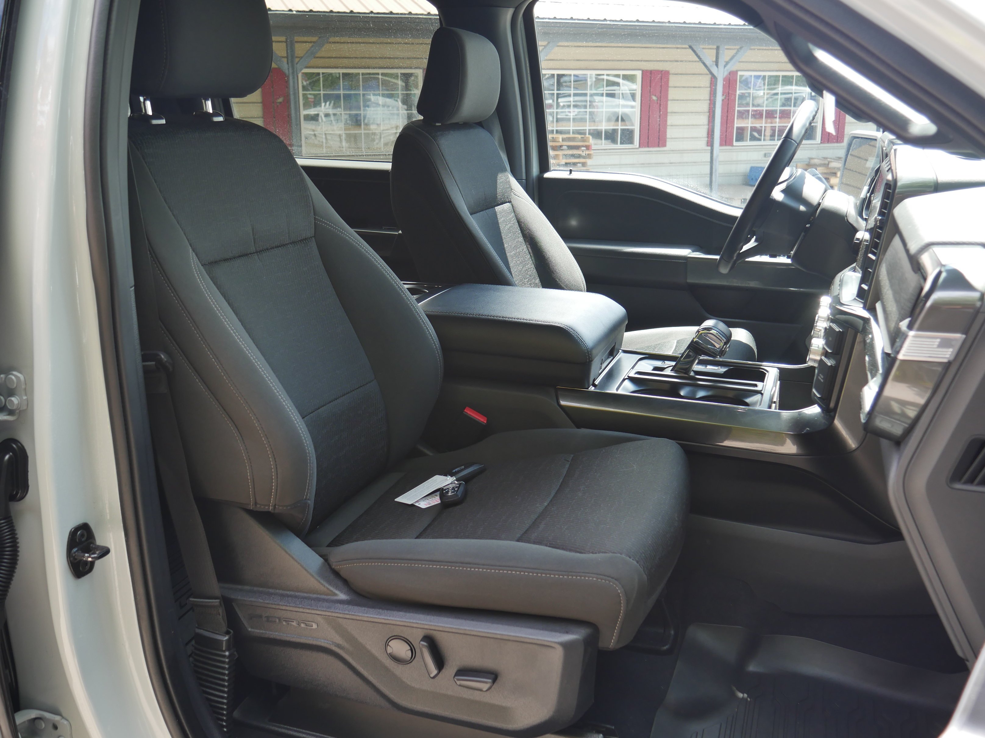 Certified Used 2023 Avalanche Gray Ford XL image 30