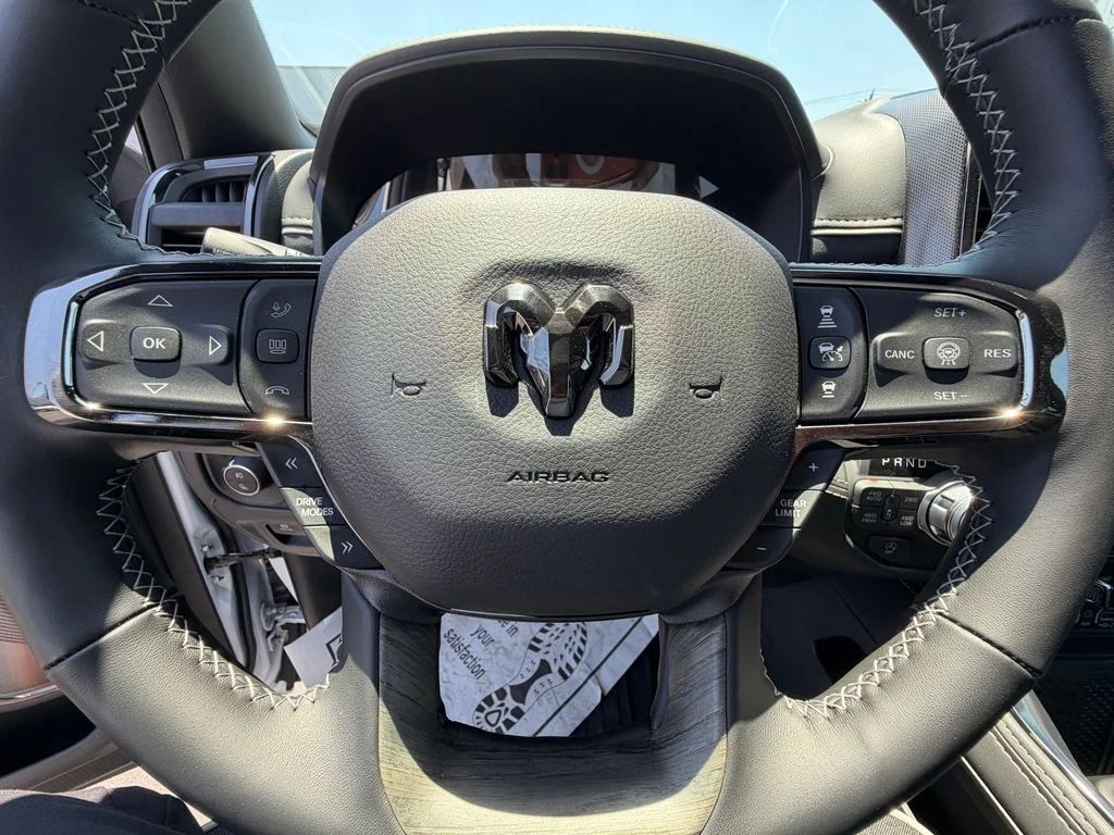 2025 RAM 1500 Limited - Photo 29