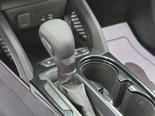 Used 2025 Sterling Gray Metallic Chevrolet LT image 30