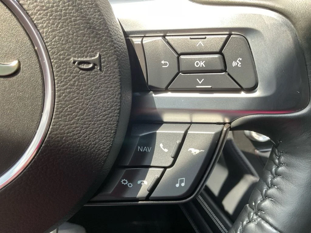 Used 2023 Silver Ford GT Premium image 32