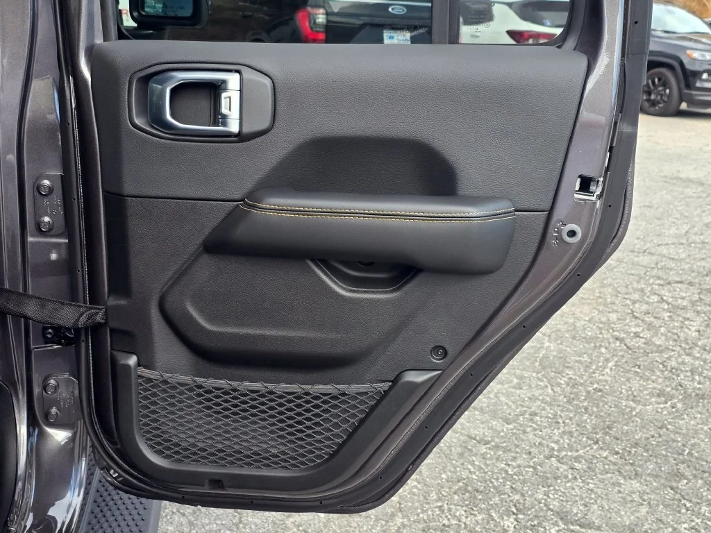 New 2027 Gray Jeep Sahara image 38
