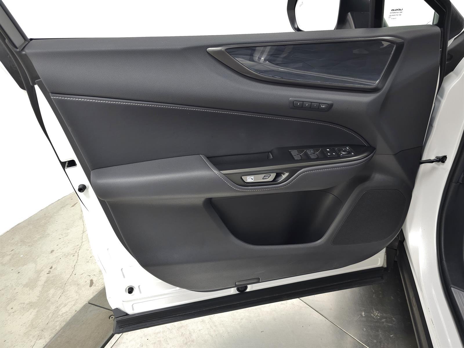 Certified Used 2024 White Lexus PREMIUM image 16