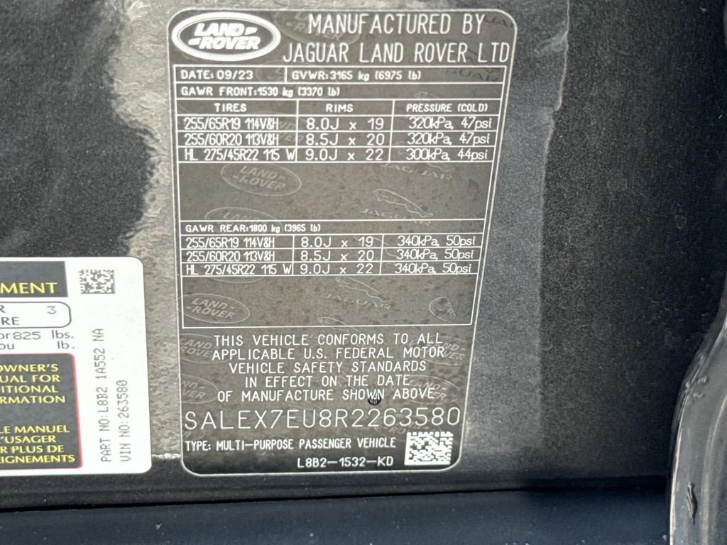 Used 2024 Gray Land Rover X image 30