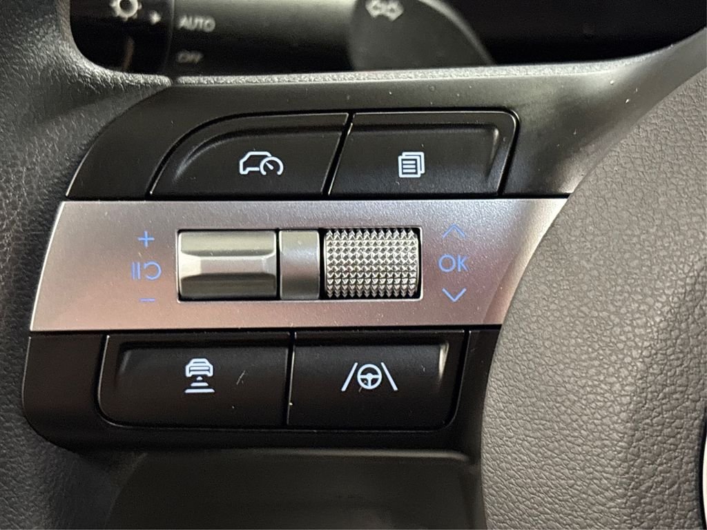2025 Hyundai Tucson SE - Photo 27