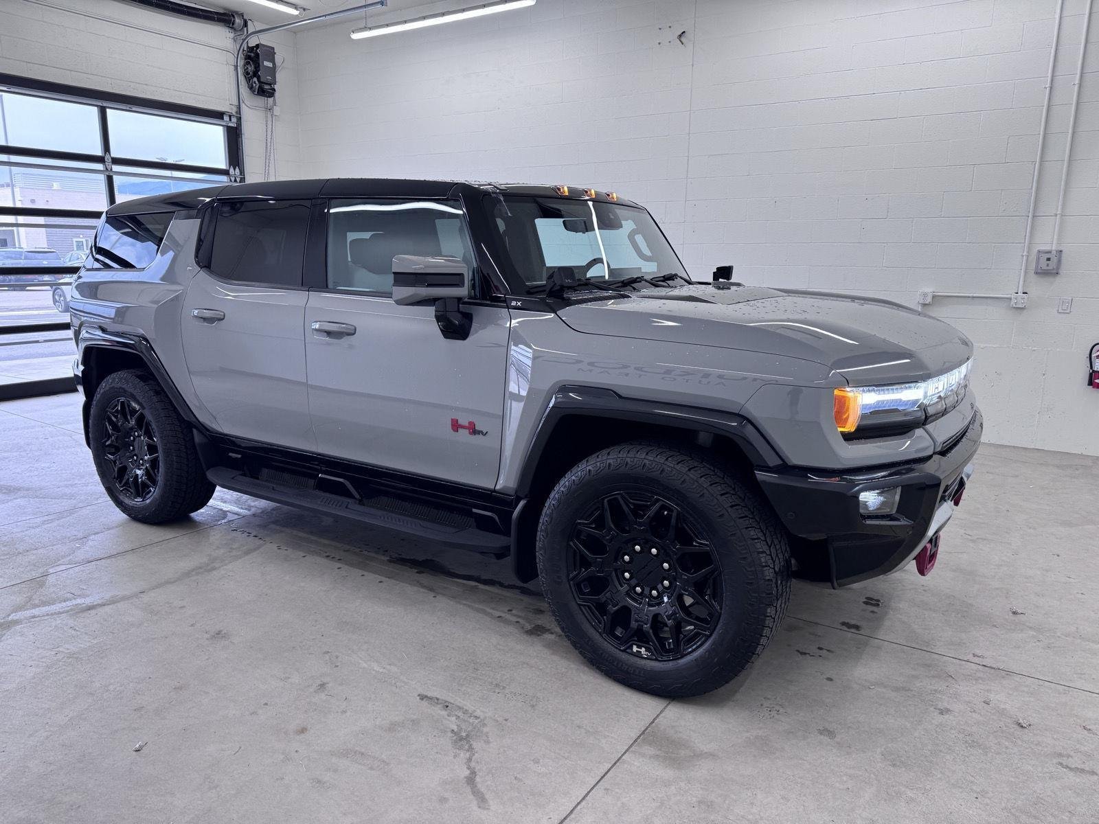 2024 GMC HUMMER EV 2X - Photo 10