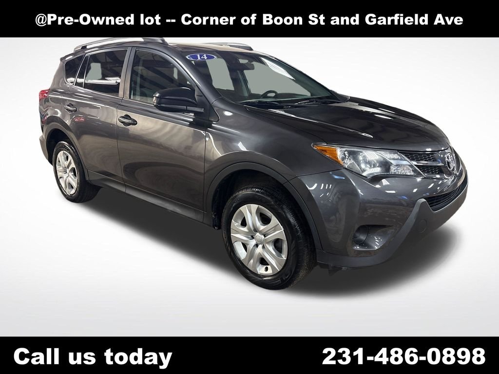 Used 2014 Gray Toyota LE image 7