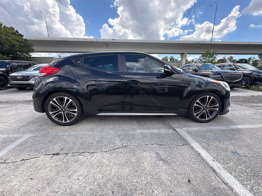Used 2016 Hyundai Veloster Base with VIN KMHTC6AE9GU279965 for sale in Tampa, FL
