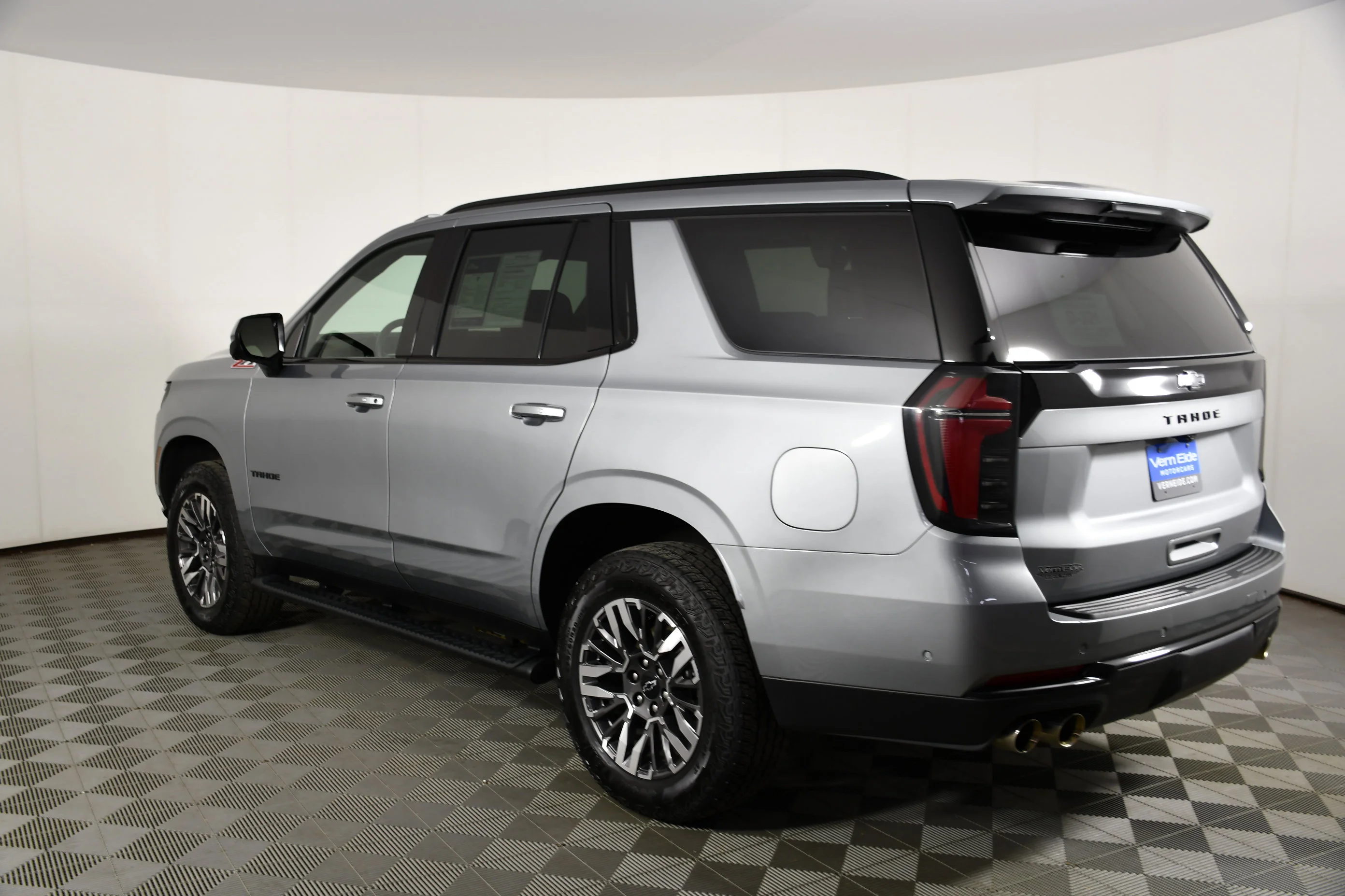 Used 2025 Sterling Gray Metallic Chevrolet Z71 image 8