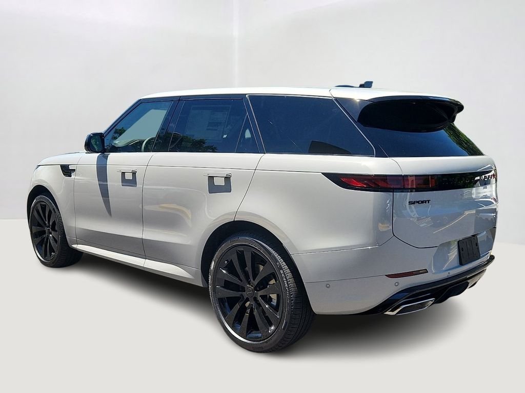 New 2026 Borasco Grey Land Rover Dynamic SE image 4