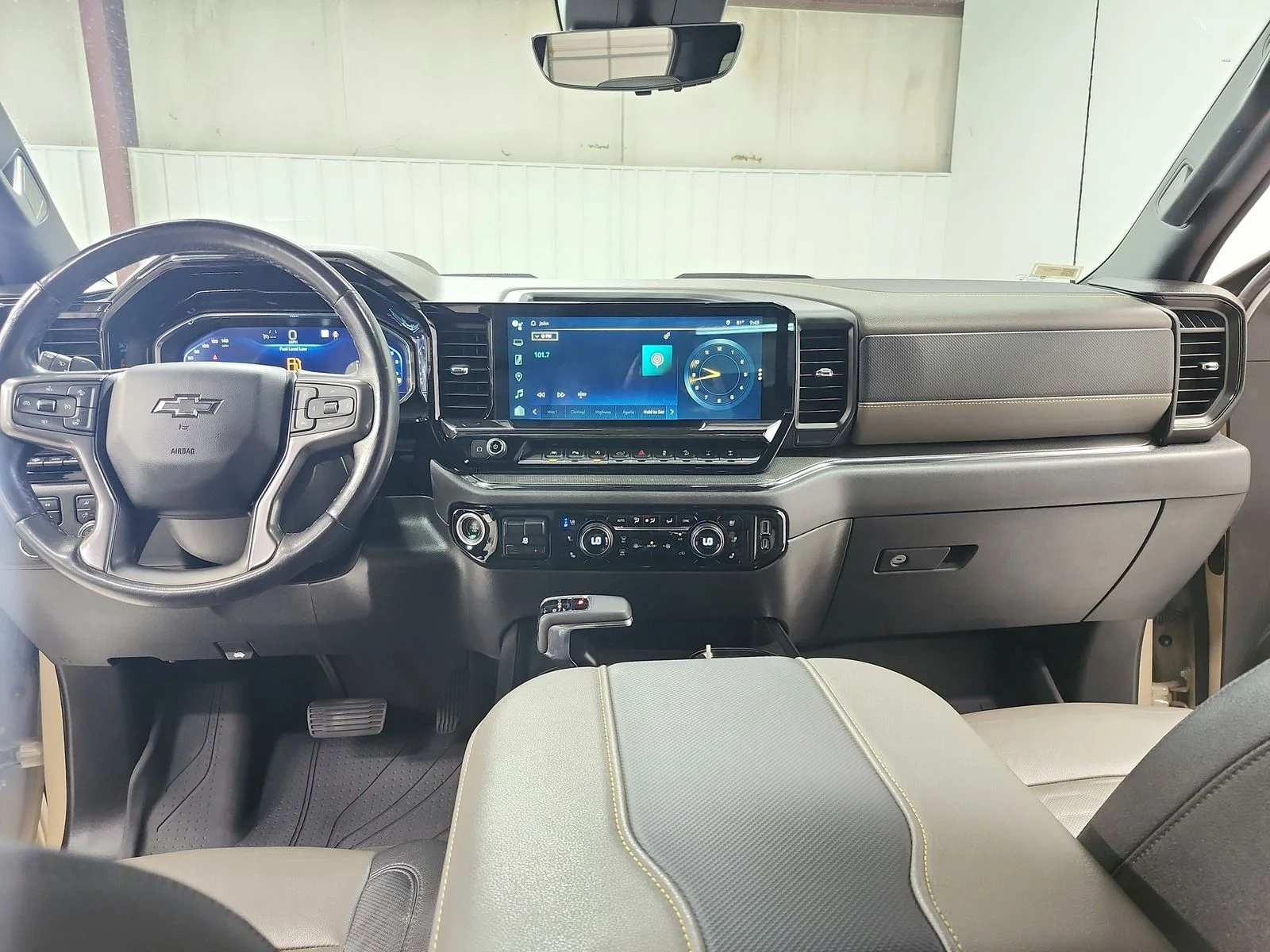 Used 2023  Chevrolet ZR2 image 27
