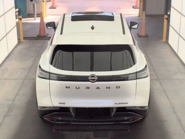 Used 2026 White Nissan Platinum image 9
