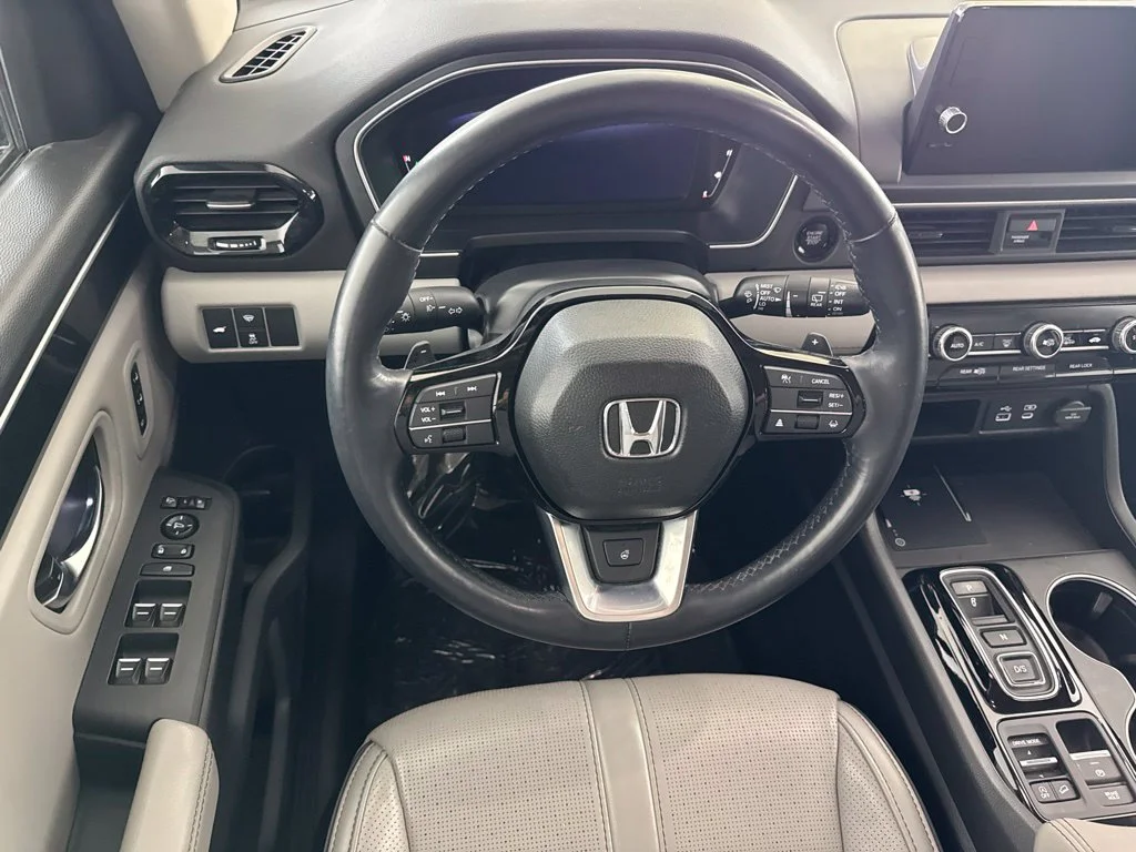 Certified Used 2025  Honda Elite image 25