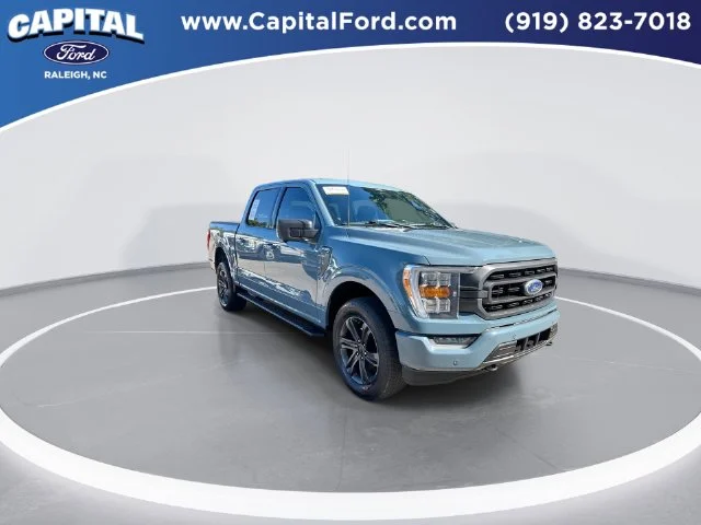 Used 2023 Blue Ford XLT image 2