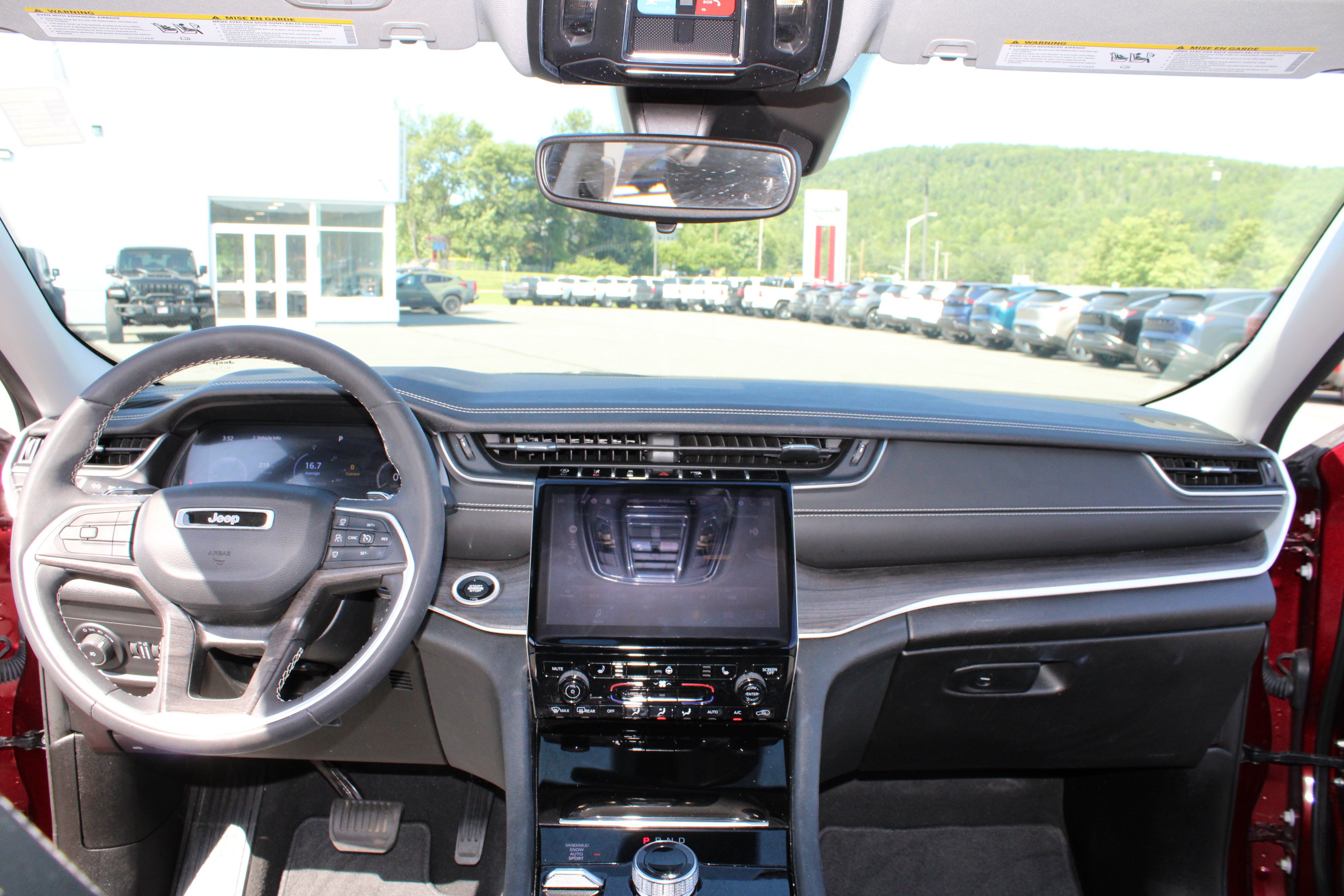 Used 2023 Velvet Red Pearlcoat Jeep Limited image 22