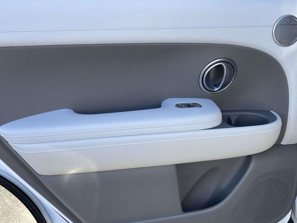 New 2026 White Hyundai SE FWD image 9