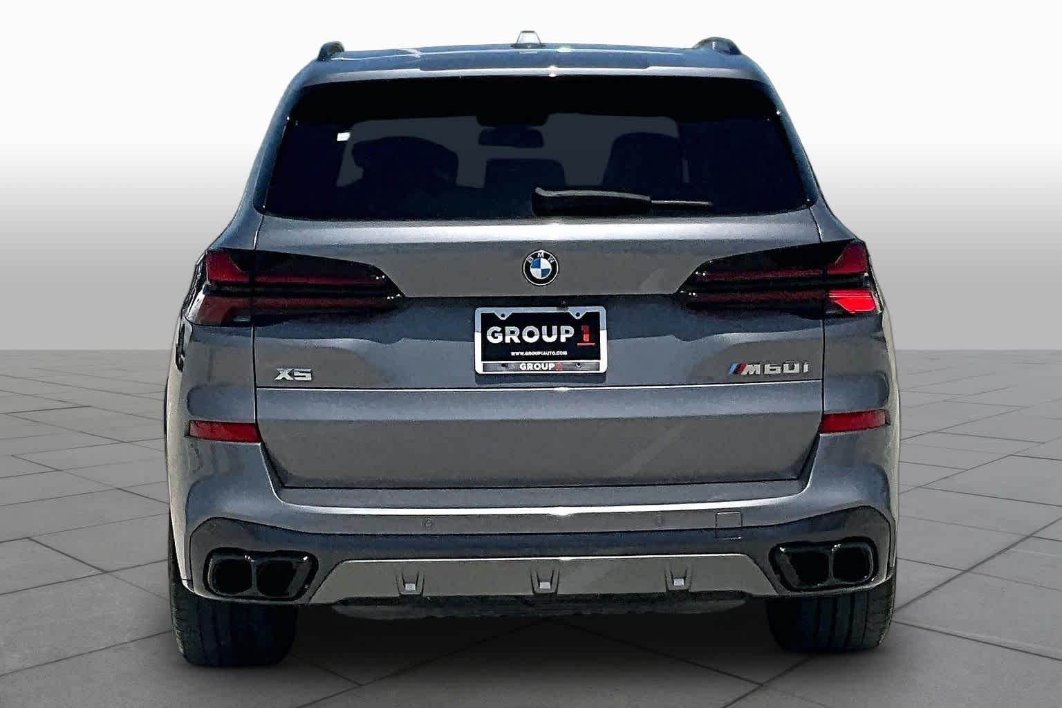Used 2024 Skyscraper Grey Metallic BMW M60i image 4