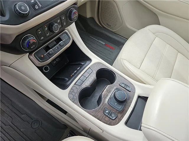 Used 2023 Gold GMC Denali Front-Wheel Drive image 20