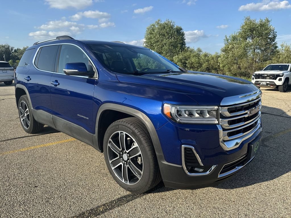 Certified Used 2023 Ultra Blue Metallic GMC SLT image 7