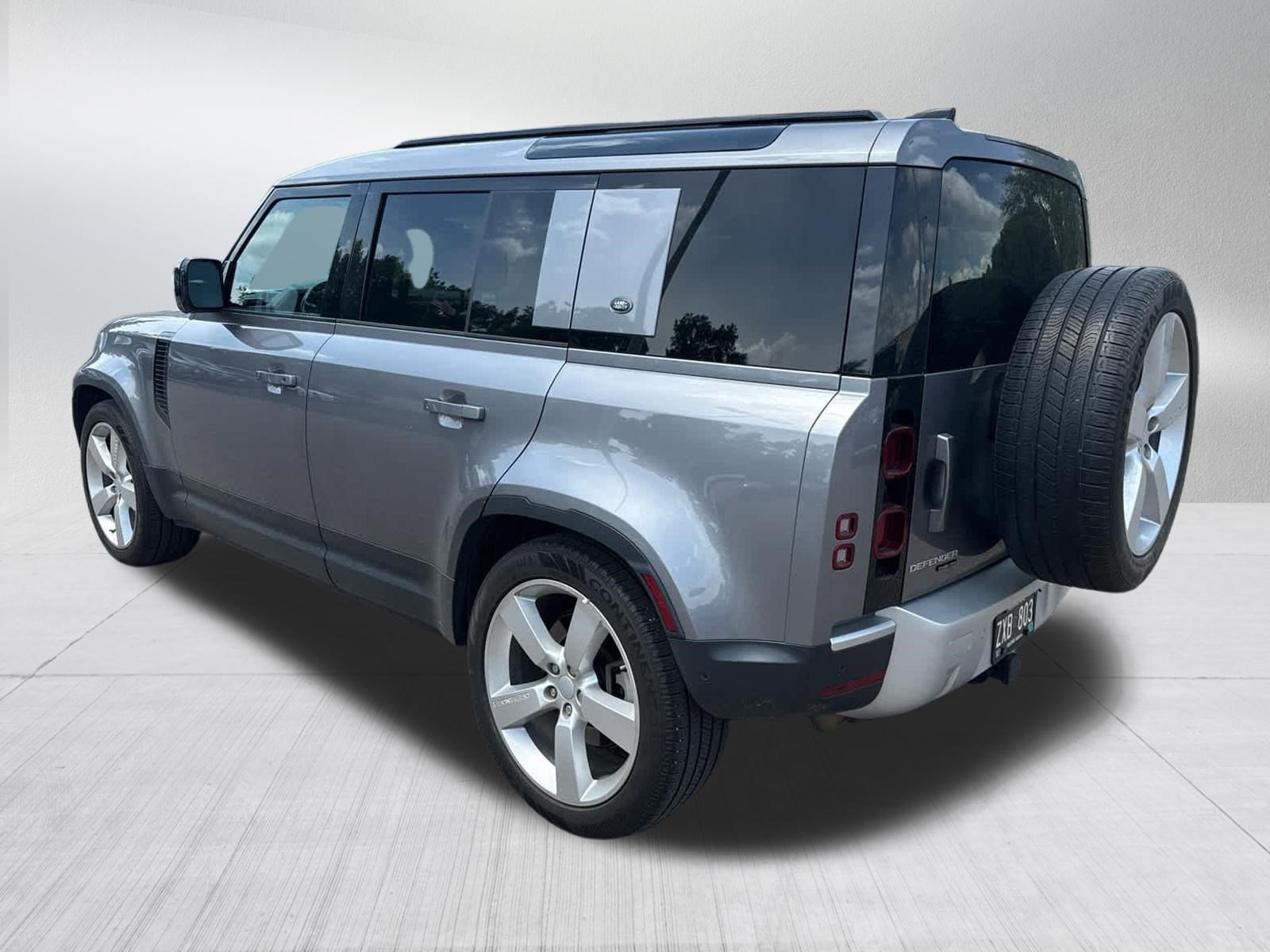 Used 2020 Eiger Grey Metallic Land Rover HSE image 3