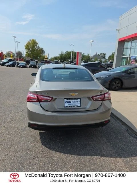 Used 2022 Gray Chevrolet LT image 4