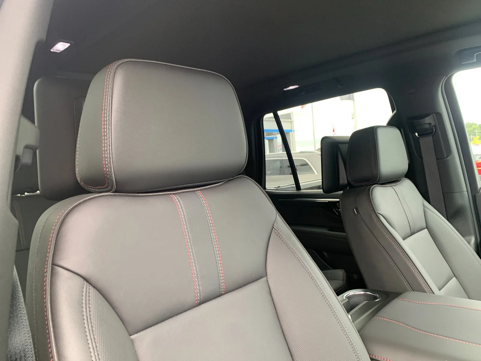 2026 Chevrolet Tahoe RST - Photo 18