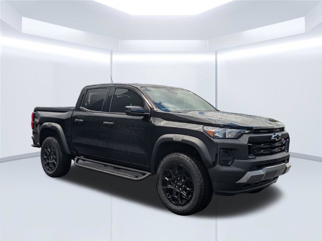 2026 Chevrolet Colorado Trail Boss - Photo 8