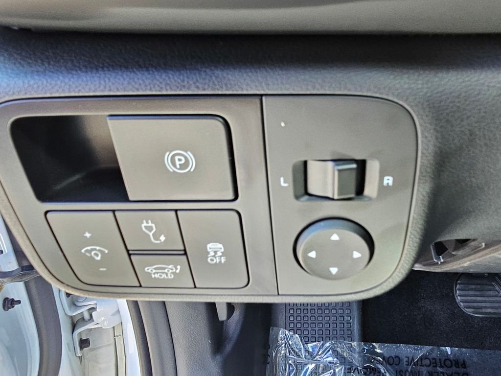 2024 Hyundai IONIQ 6 SE - Photo 24