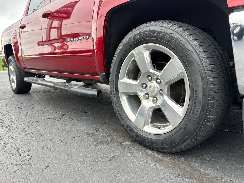 Used 2018 CAJUN RED TINTCOAT Chevrolet LT image 11